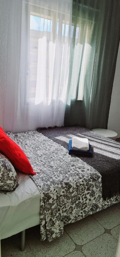 Holiday&Vacations Apartment On The Beach Valencia Bagian luar foto