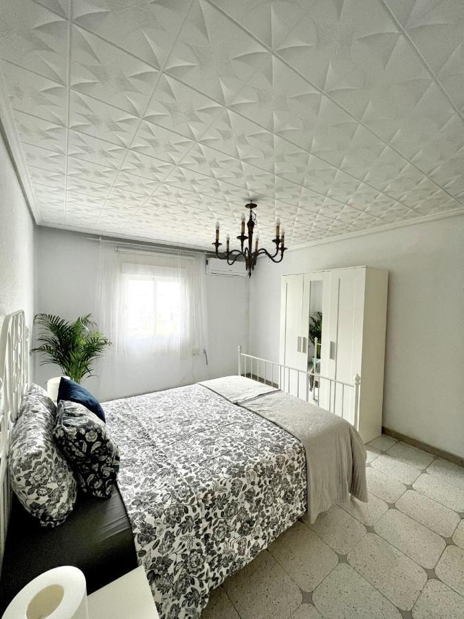 Holiday&Vacations Apartment On The Beach Valencia Bagian luar foto