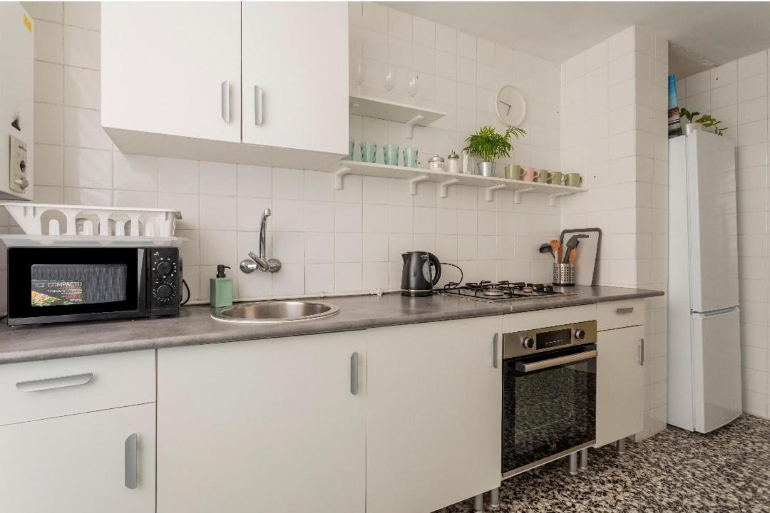 Holiday&Vacations Apartment On The Beach Valencia Bagian luar foto