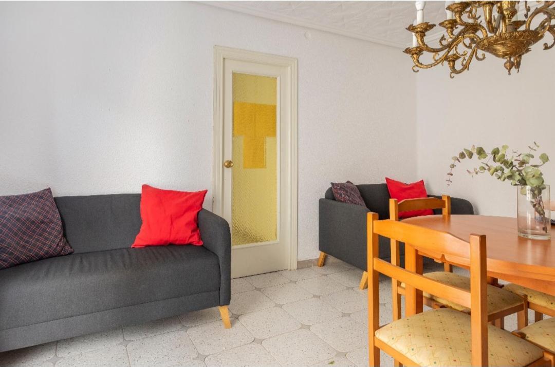 Holiday&Vacations Apartment On The Beach Valencia Bagian luar foto