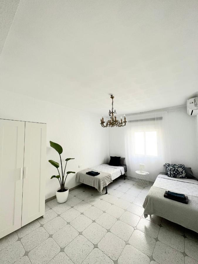 Holiday&Vacations Apartment On The Beach Valencia Bagian luar foto