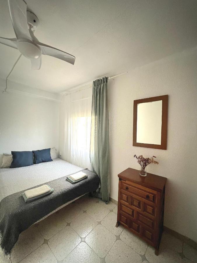 Holiday&Vacations Apartment On The Beach Valencia Bagian luar foto
